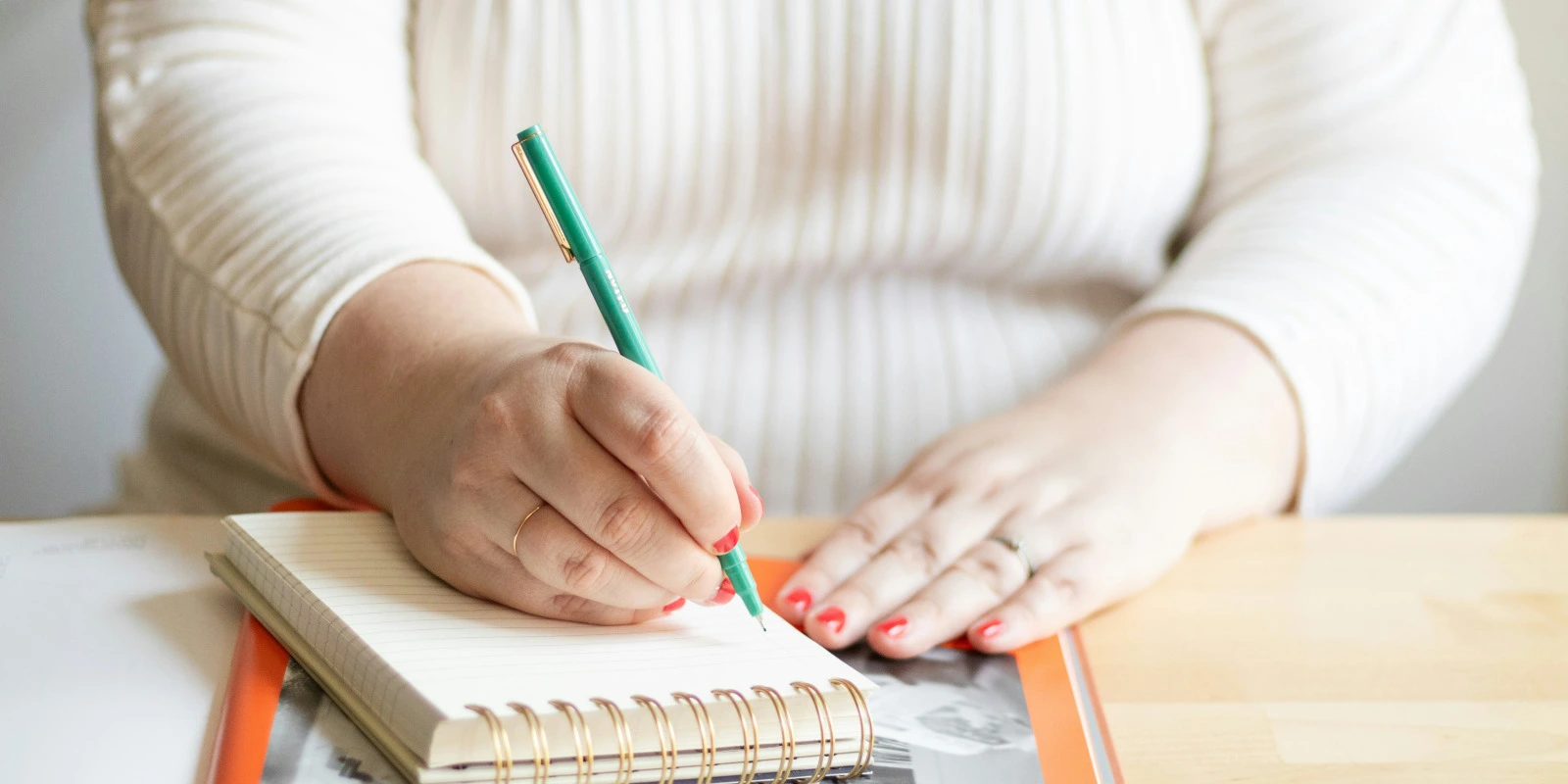 Avantages De La Licence AES Pour Les Étudiants Internationaux