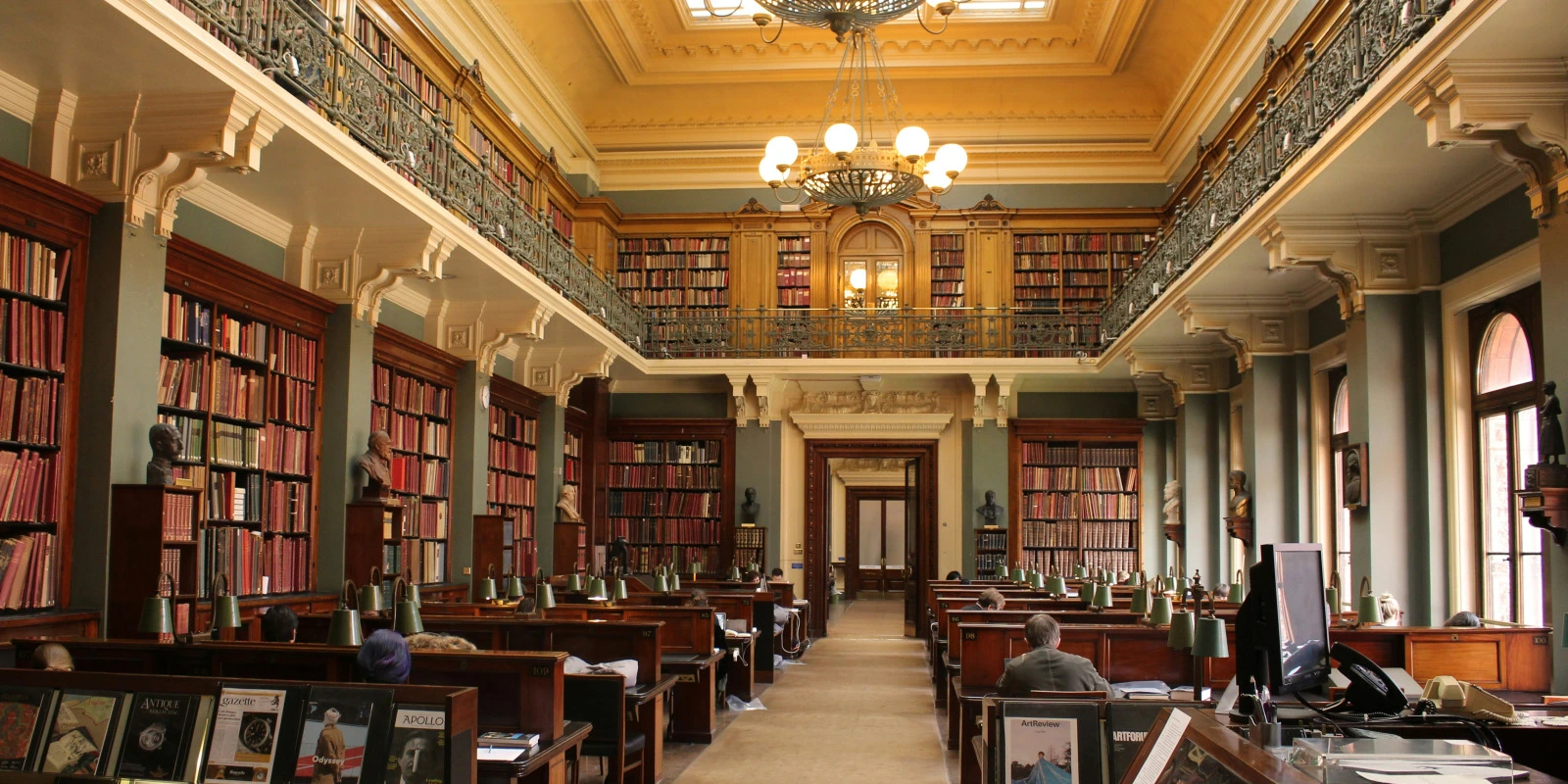 Études En Licence AES à Rennes 2